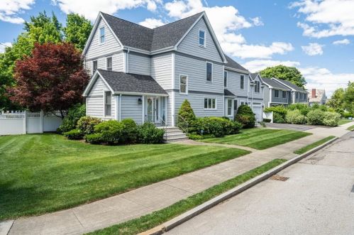 72 Fair Oaks Ave, Newton, MA 02460-1219
