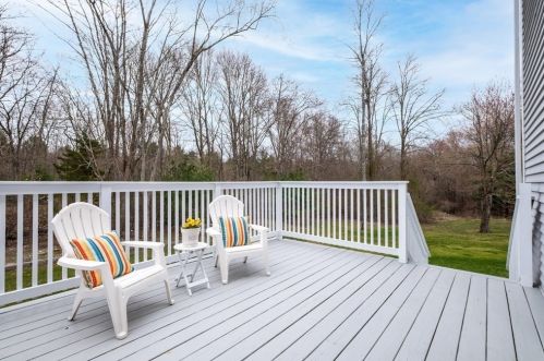 137 Wall St, East Bridgewater MA 02324-1519 exterior