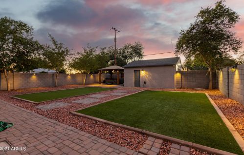 3132 15th Ave, Phoenix AZ 85015-4204 exterior