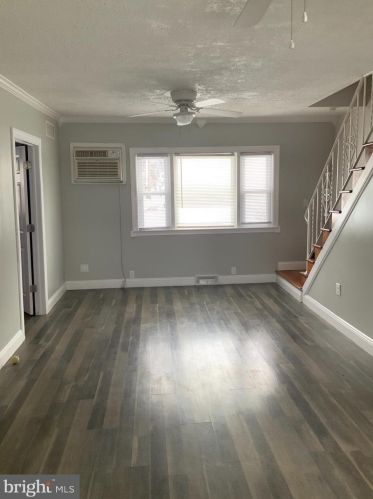 819 Maryland Ave, West Deptford NJ 08096-5330 exterior