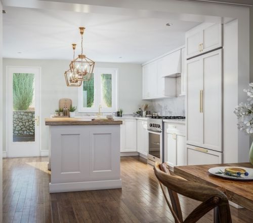 27 Willow Bnd, Chatham MA  02633-2337 exterior