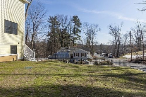 10 Bliss Rd, North Reading MA exterior