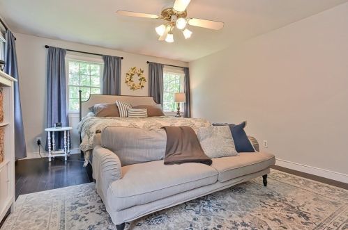 5 Maple Ln, Sutton MA 01590-1810 exterior