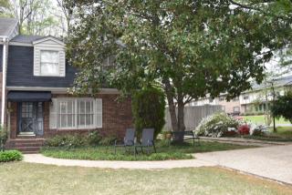 3201 Overton Manor Dr, Birmingham, AL 35243-5316