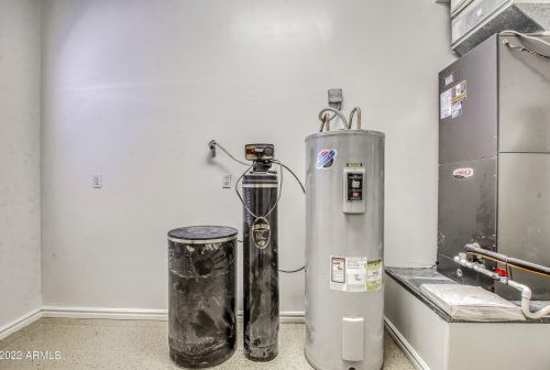 13810 34th St, Phoenix AZ  85032-5305 exterior