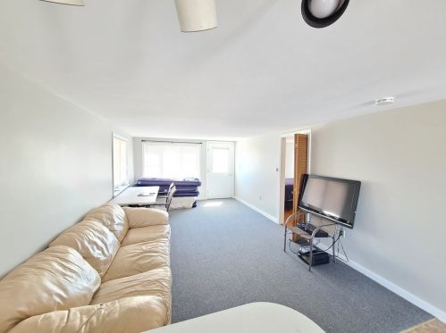 25 Northern Blvd, Newbury MA  01951-1940 exterior