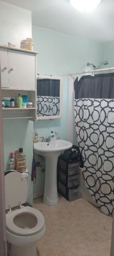 11 Sycamore St, Montgomery MA 01085-3215 exterior