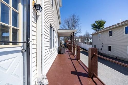 18 Hingston St, Peabody MA  01960-5825 exterior