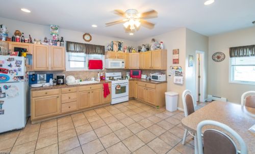 80 Heckel St, Belleville NJ  07109-1058 exterior