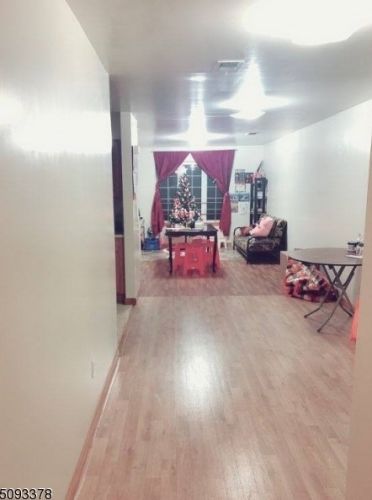 111 Manor Ave, East Newark NJ  07029-2015 exterior