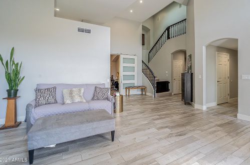 1820 Claire Dr, Phoenix AZ 85022-4105 exterior