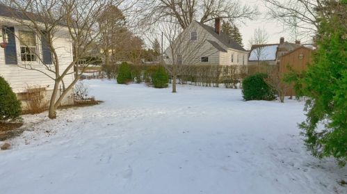 136 Randall St, Worcester MA 01606-2039 exterior