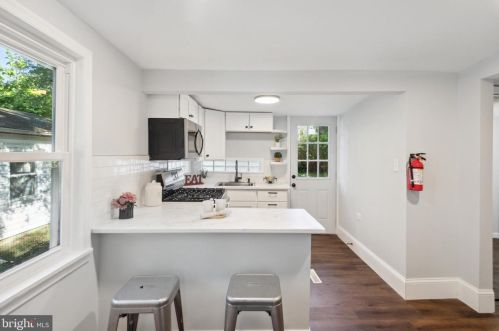 1860 Rosemore Ave, West Deptford NJ 08096-4327 exterior