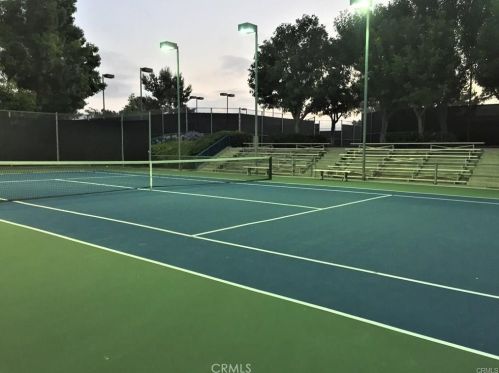 6 Bayfield, Irvine CA 92614-7907 exterior