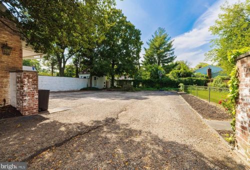 605 Delaware St, West Deptford NJ  08096-1576 exterior