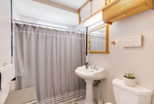 54 Everett St, Everett MA 02149-1102 exterior