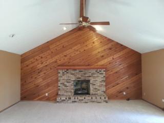 7612 Lindsay Ln, Cleveland OH  44139-5580 exterior