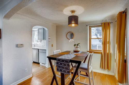 3384 Corona St, Englewood CO 80113-2827 exterior