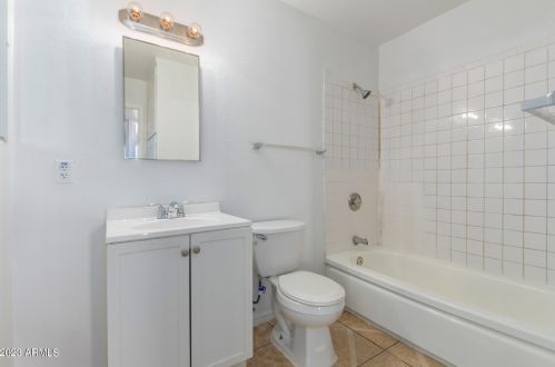 6329 43 Ave, Phoenix AZ 85029-3944 exterior