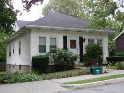 509 Auburn St, Newton, MA 02466-1706