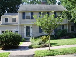 77 Hagen Rd, Newton, MA 02459-2730