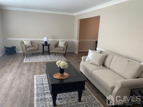 27 Colleen Cir, Trenton NJ 08638-1731 exterior