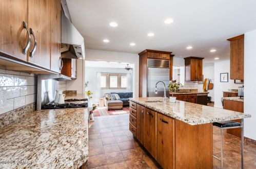 160 Parkview Dr, Park City UT 84098-5149 exterior