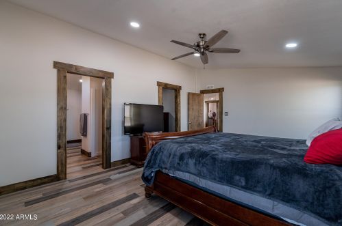 39510 12th St, Phoenix AZ  85086-7336 exterior