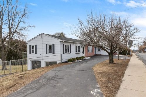 350 Lowell St, Methuen MA  01844-3469 exterior