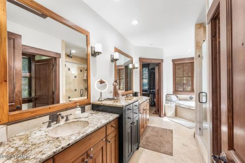 2870 Westview Trl, Park City UT 84098-6342 exterior