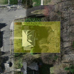 4 Applegarth St, Newton MA 02459-1111 aerial view