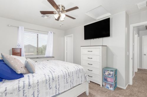 1818 63rd Dr, Phoenix AZ  85043-5748 exterior