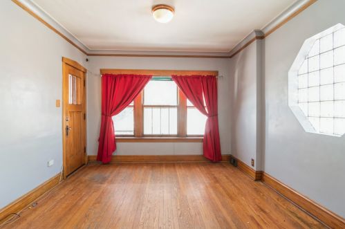 2523 Home Ave, Forest View, IL 60402-2124