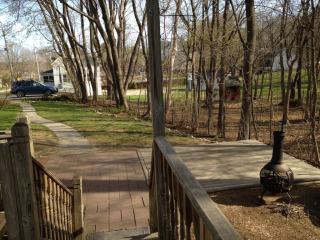 55 Oak St, Uxbridge MA  01569-1522 exterior