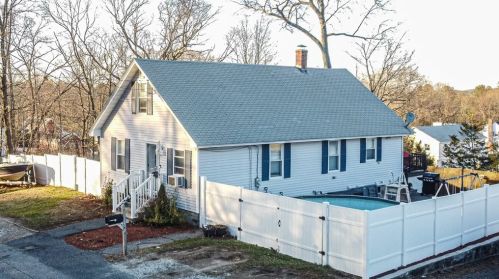 423 Textile Ave, Dracut, MA 01826-4424