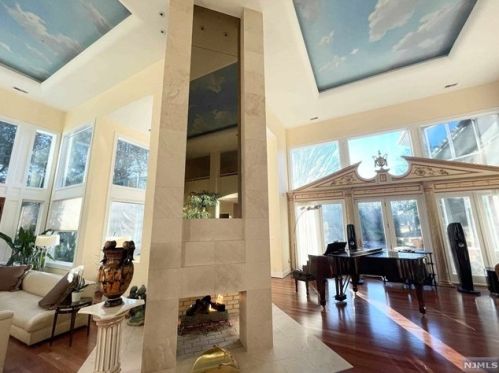 354 Madison Ave, Cresskill NJ 07626-1338 exterior