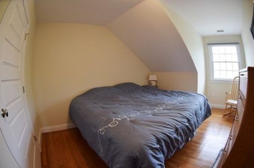 162 Evelyn Rd, Newton MA 02468-1042 exterior