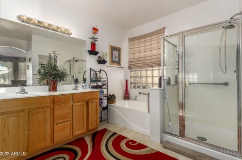 2602 Apollo Rd, Phoenix AZ 85042-5381 exterior