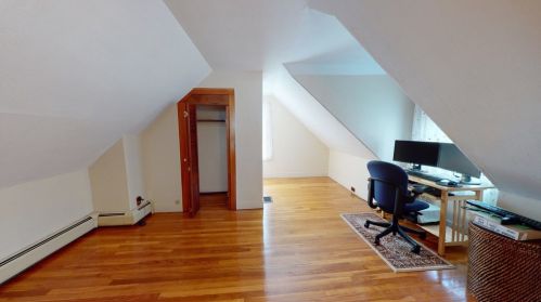 471 Main St, East Bridgewater MA 02324-1476 exterior