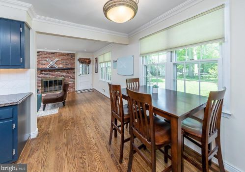 947 Locksley Ln, West Deptford NJ  08096-3121 exterior