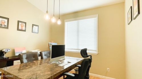 1736 Cathedral Rock Dr, Phoenix AZ 85048-9136 exterior