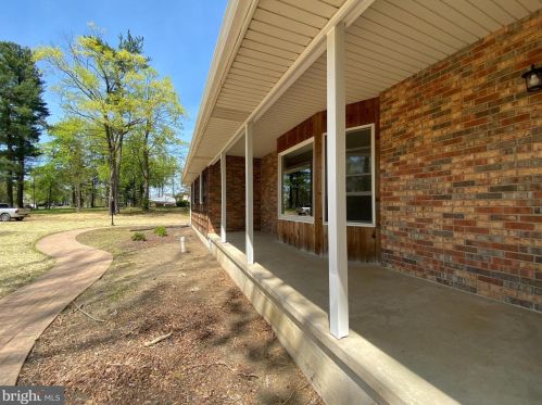 28078 Gaunts Bridge Rd, Columbus NJ  08022-1812 exterior