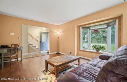 516 Declaration Ln, Jackson Twp NJ 08527-7777 exterior