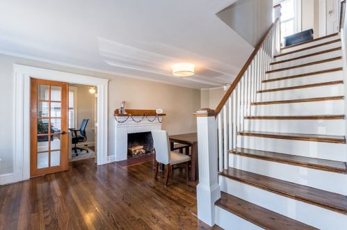 399 Mt Vernon St, Dedham MA 02026-3631 exterior