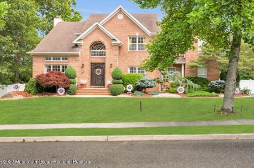 1 Highland Dr, Jackson Twp NJ 08527-1213 exterior