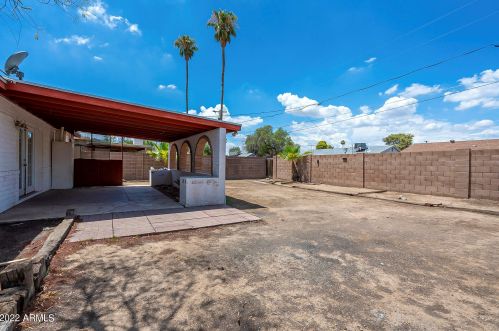2908 Corrine Dr, Phoenix AZ 85029-1937 exterior