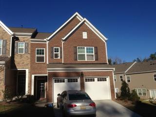 217 Kylemore Cir, Cary NC  27513-3502 exterior