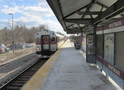 89 Charles St, Whitman MA 02382-2005 exterior