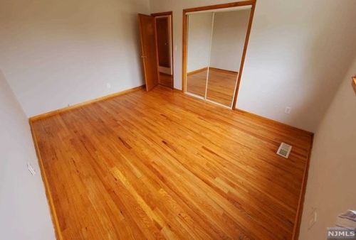 20 Midland Ave, Kearny NJ 07032-2783 exterior