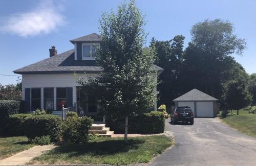 11 Doyle St, Worcester, MA 01606-1410